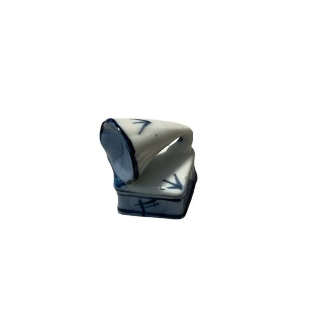 Delft Gramaphone Record Player Figurine Hand Painted Porcelain Blue White Dutch